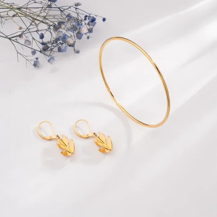 Round Wire Bangle Bracelet & Golden Tulip Earrings Combo Set