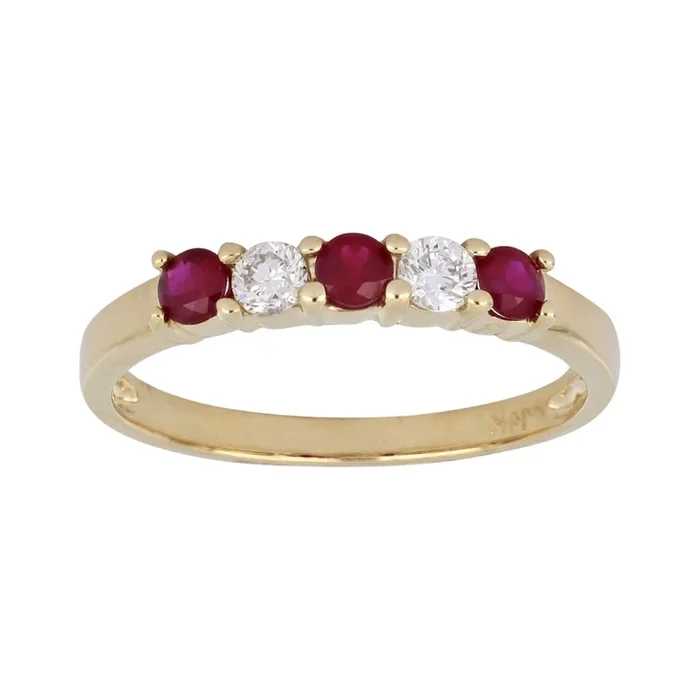 Ruby Ring (Ruby 0.2 cts. White Diamond 0.11 cts.)