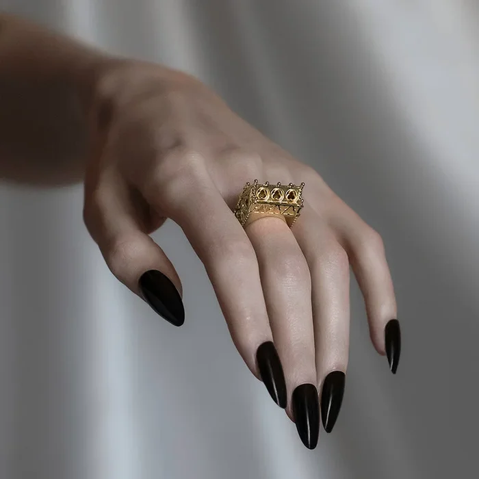 SACRARIUM. Secret Tomb Double Ring – Gold