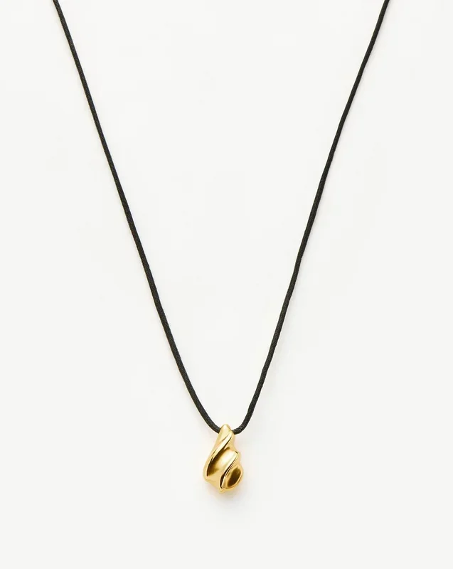 Savi Ridge Droplet Pendant Cord Necklace | 18ct Gold Plated