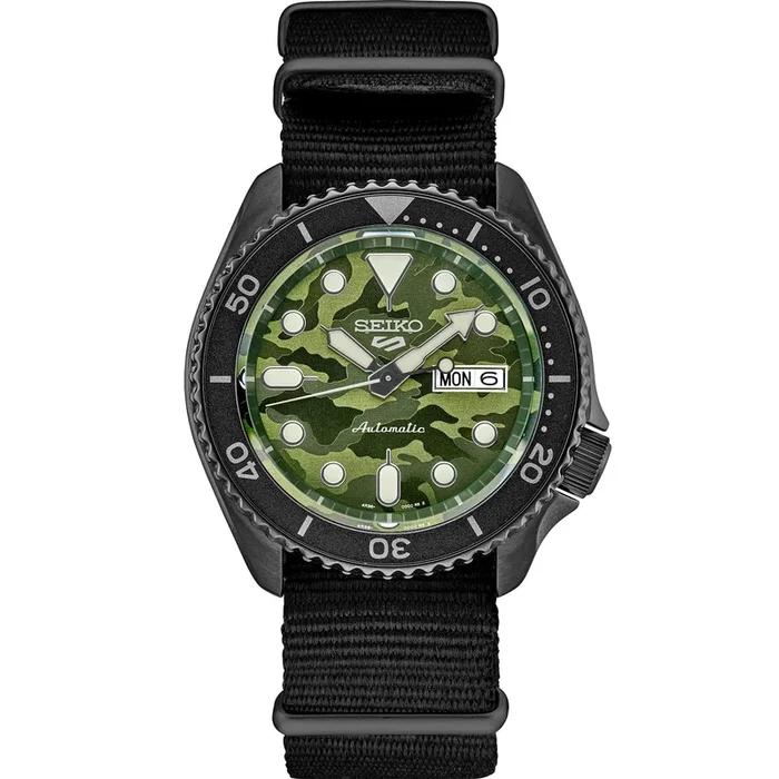 Seiko SRPJ37 – 5 Sports Collection