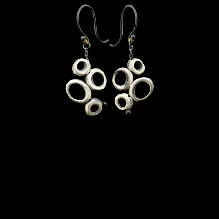 Small Dancing Ovals Earring