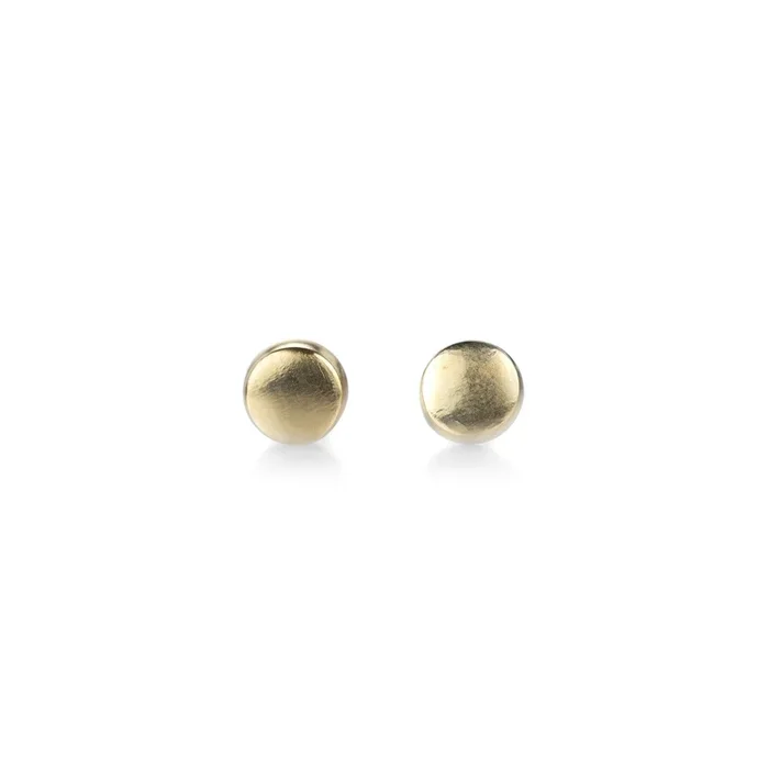 Small Hewn Posted Circle Stud