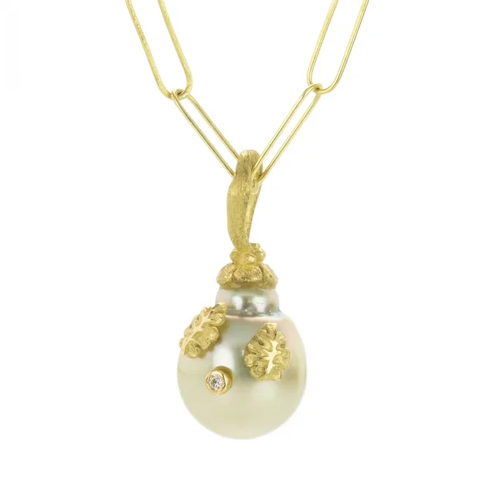 Tahitian Pearl with Small Leaves (Pendant Only)