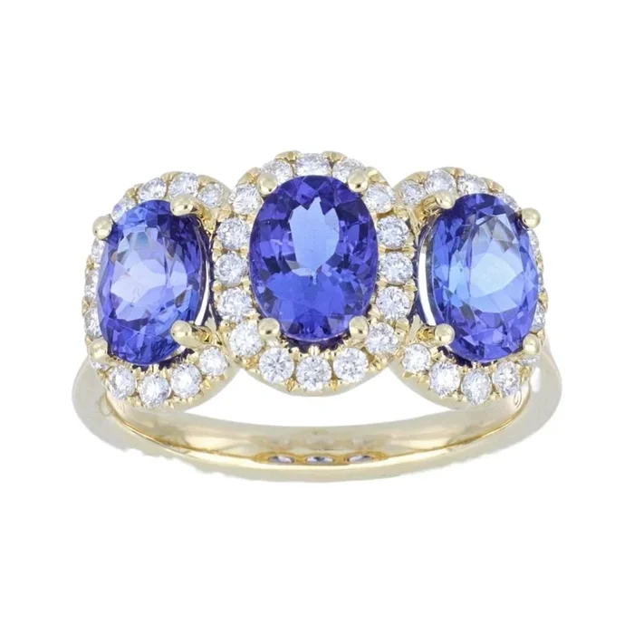 Tanzanite Ring (Tanzanite 2.31 cts. White Diamond 0.46 cts. )