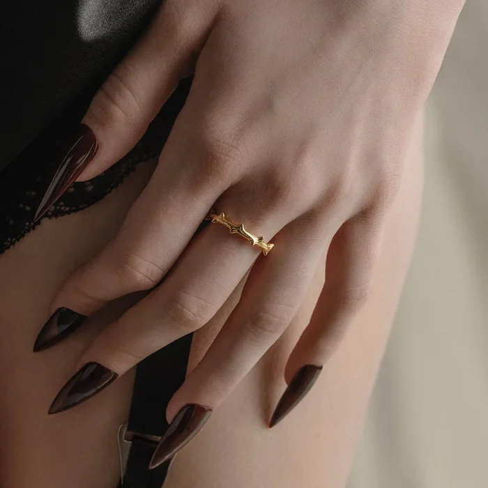 TAUNT. Thorn Stacking Ring – Gold