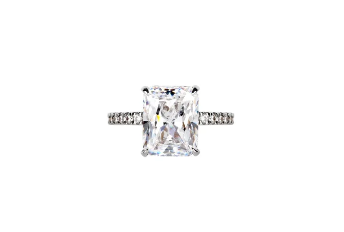 The Capri Ring (4 Carat)