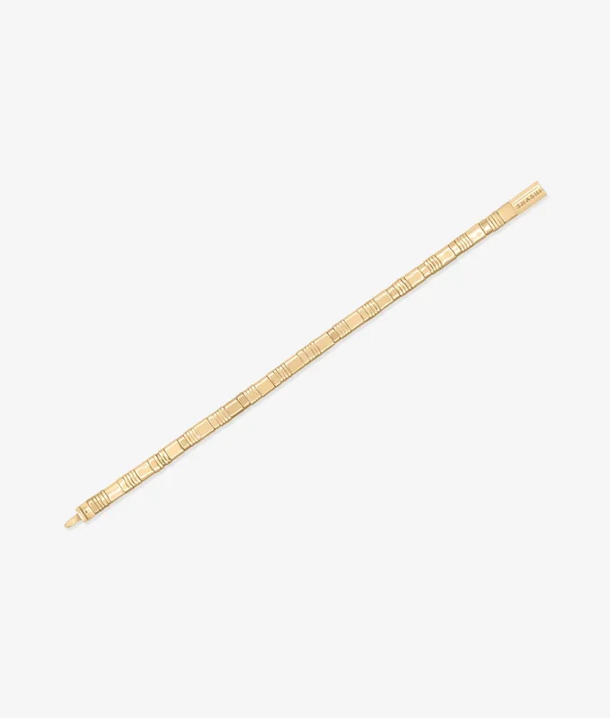Tilu Clasp Bracelet, Pendesi