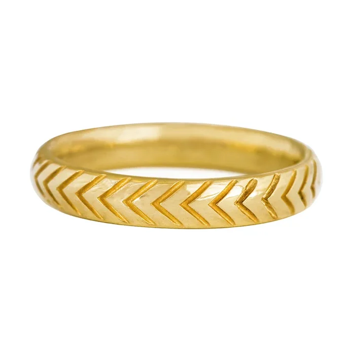 Unique Men’s Wedding Band with Engraved Geometric Pattern