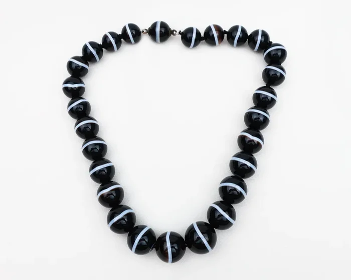 Victorian Banded Agate Beads