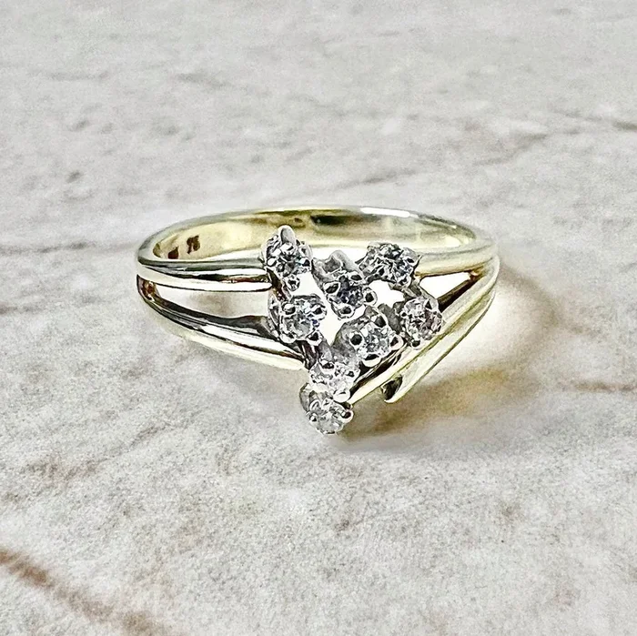 Vintage 14 Karat Yellow Gold Diamond Heart Ring