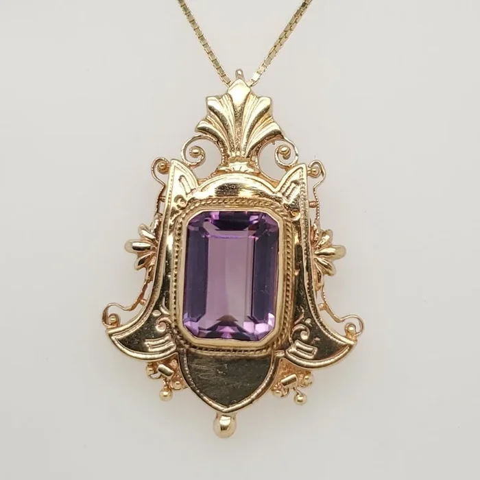 Vintage 14kt Yellow Gold Amethyst Pendant or Brooch