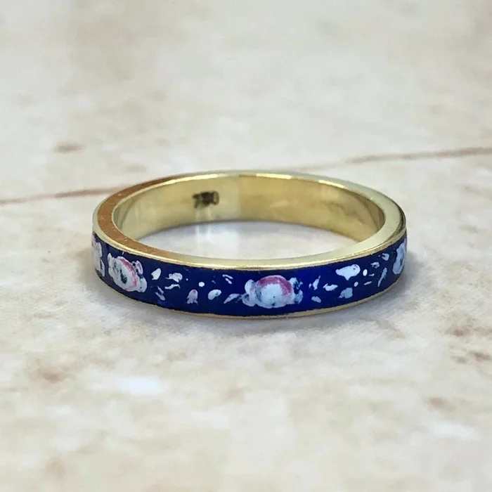 Vintage 18 Karat Yellow Gold & Enamel Wedding Band Ring