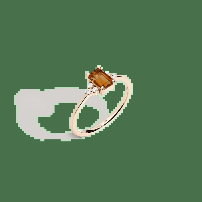 Vintage-Inspired Emerald Cut Ring – Citrine