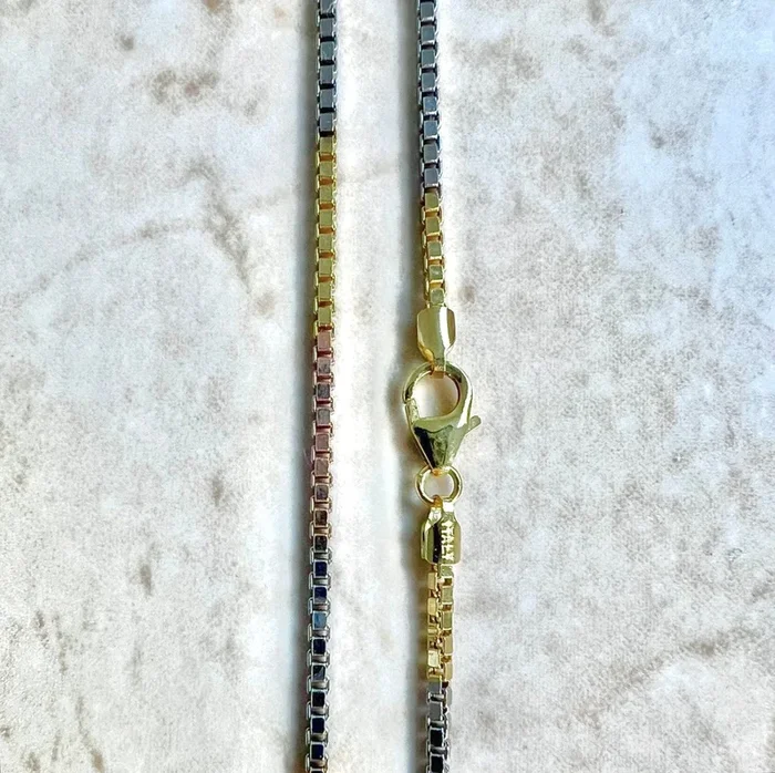 Vintage Italian 14 Karat Tri-Tone Gold 18 Inches Box Chain Necklace