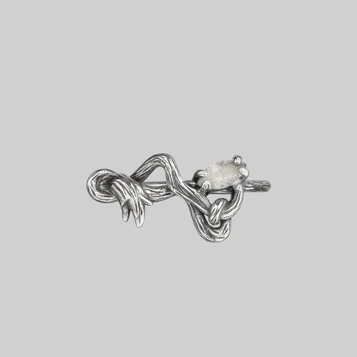 WEEPING WILLOW. Labradorite Branch Ring – Silver