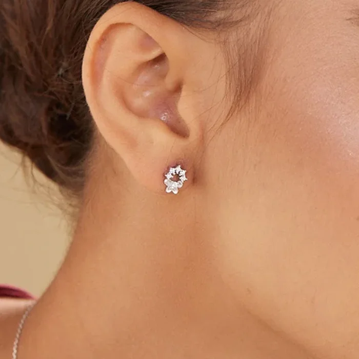 Weiss Wreath Stud Earrings- 925 Silver
