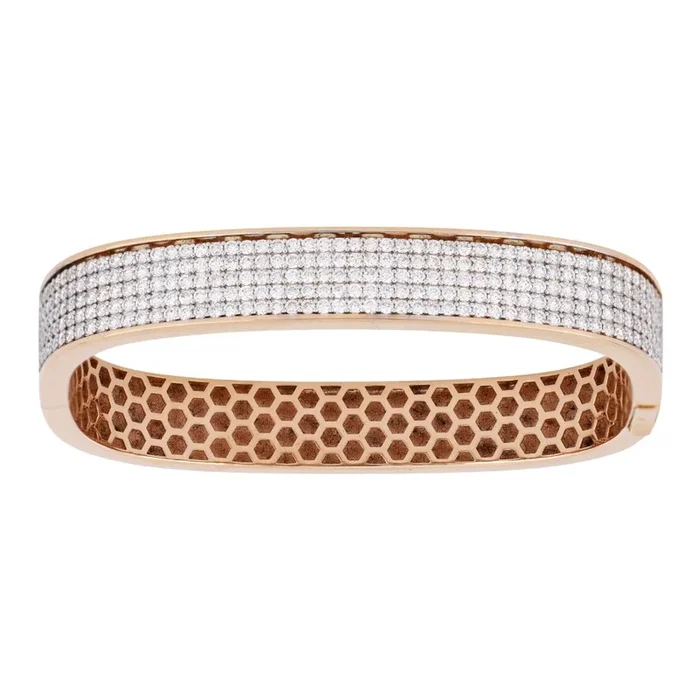 White Diamond Bangle (White Diamond 3.44 cts.)