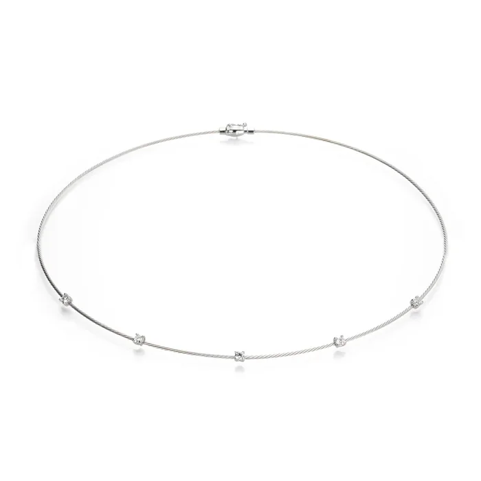 White Gold Wire Necklace with Diamonds