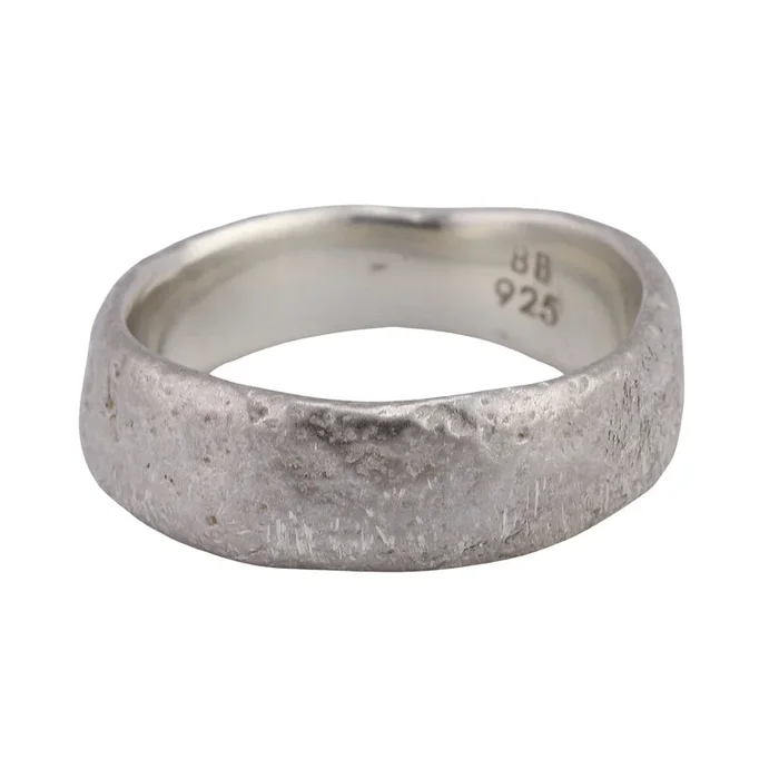 Wide Molten Band – White